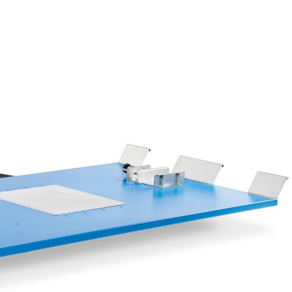 OMCN196 OSL 4 <strong>Table élévatrice avec pompe électrohydraulique pour moto et quad, OMCN 196/OSL 600kg</strong> <strong>Plateforme 150x260cm</strong>