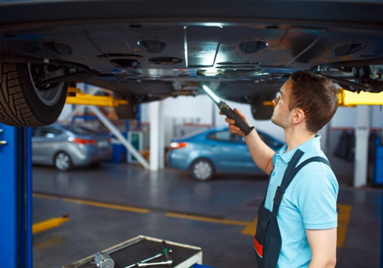 Le passage progressif aux véhicules électriques et les formations pour travailler sur ce type de véhicule